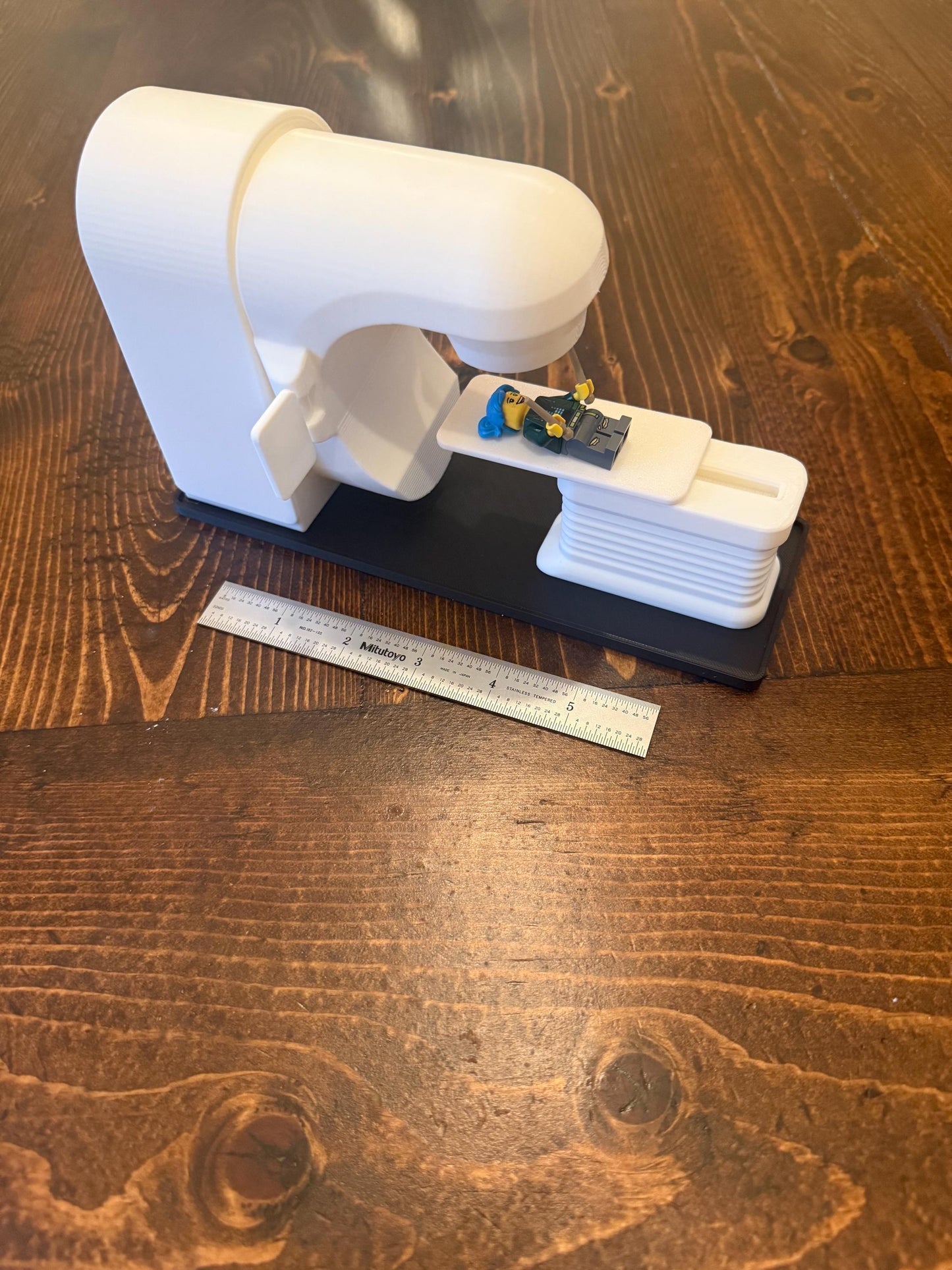 LINAC Toy - Linear Accelerator Machine Miniature